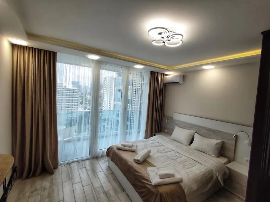 Leo Group Apartment 13-270 Sunrise Batumi